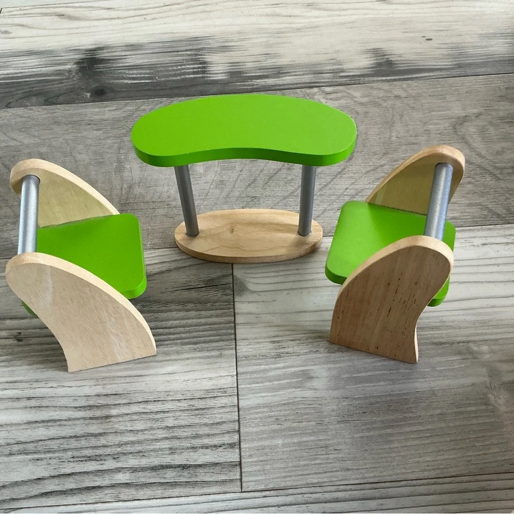 Modern wooden dollhouse play furniture set 2-chairs and table green